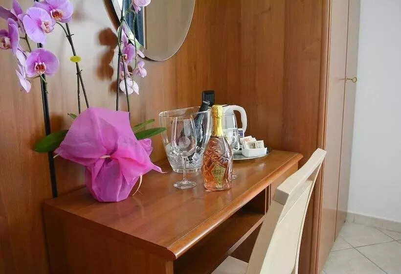 スタンダードルーム, Tenuta Larenzania