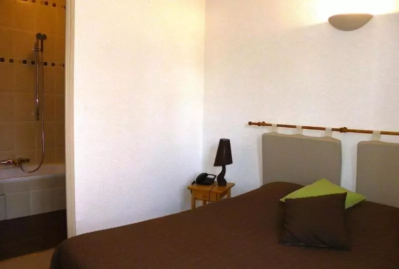 Standard Single Room, Human Hotel Residence Ex Esparrus