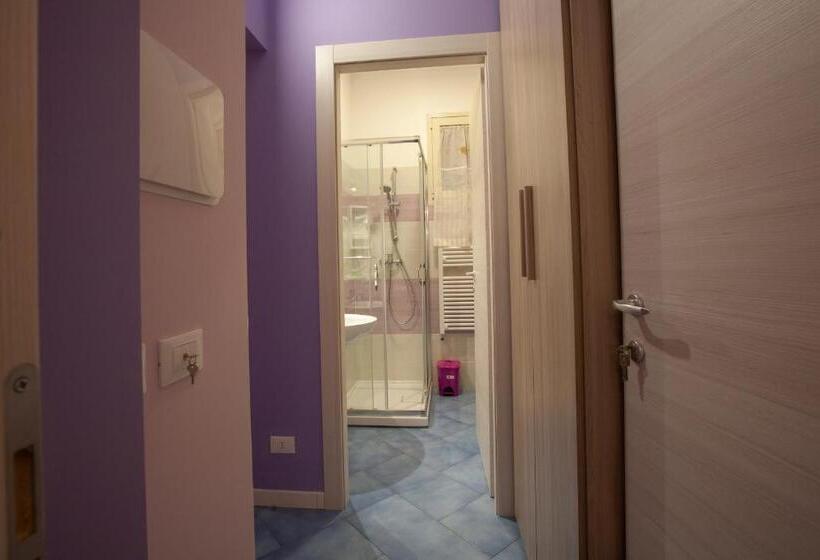 Standard Triple Room with Terrace, B&b Da Noemi