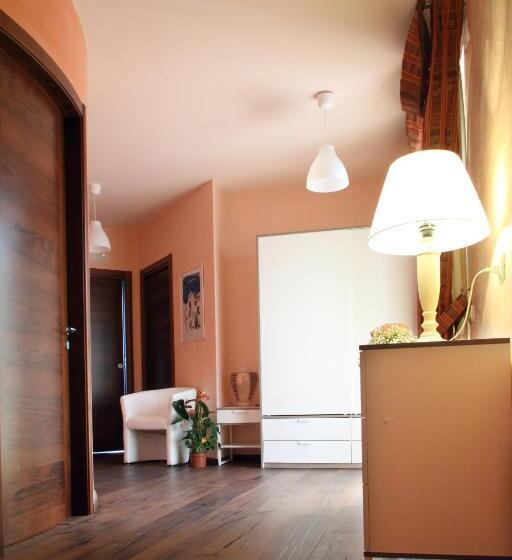 חדר דלוקס, B&b Villa Il Sughero