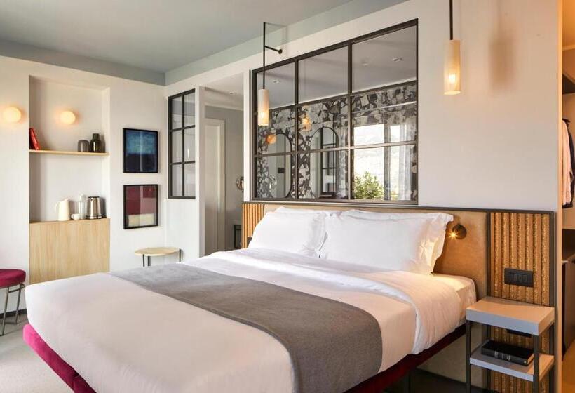 חדר רומנטי, Garden