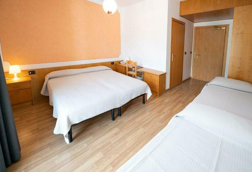 חדר קלאסי לארבעה, Posta