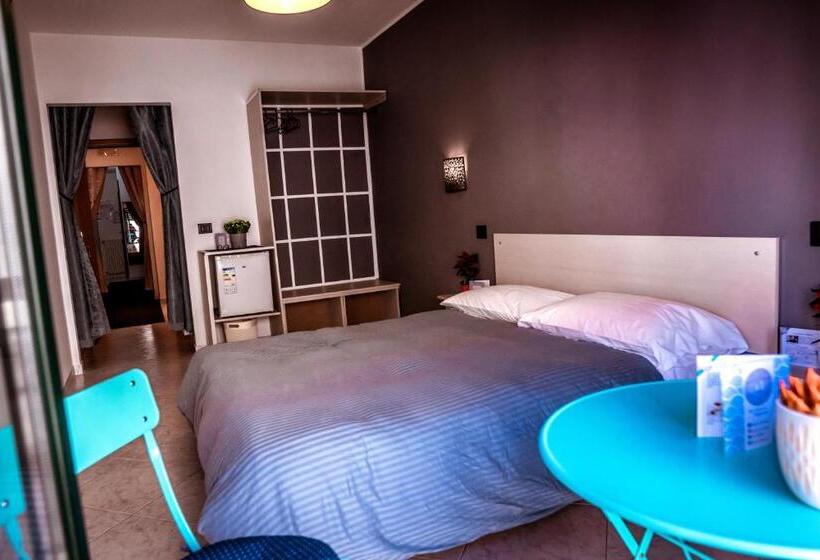 اتاق لوکس, Dimora Le Grottaglie