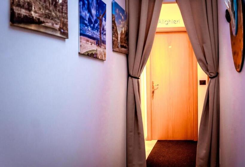 اتاق لوکس, Dimora Le Grottaglie