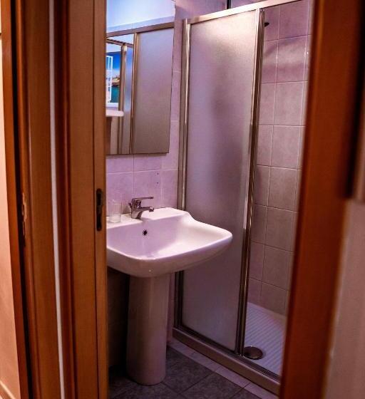 اتاق لوکس, Dimora Le Grottaglie