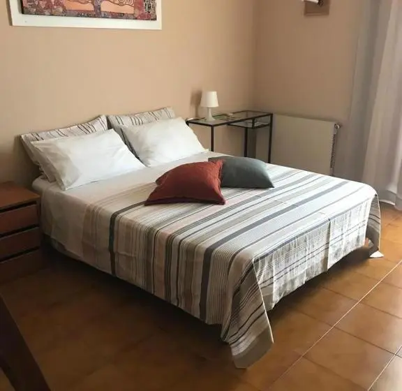 スタンダード４人部屋, Villa Carolea
