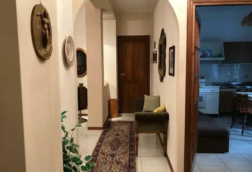 スタンダードルーム, La Casa Di Fausto