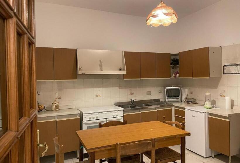 Номер Стандарт, La Casa Di Fausto