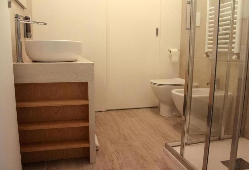 חדר סטנדרט טריפל חדר רחצה חיצוני, B&b L Arte è Di Casa