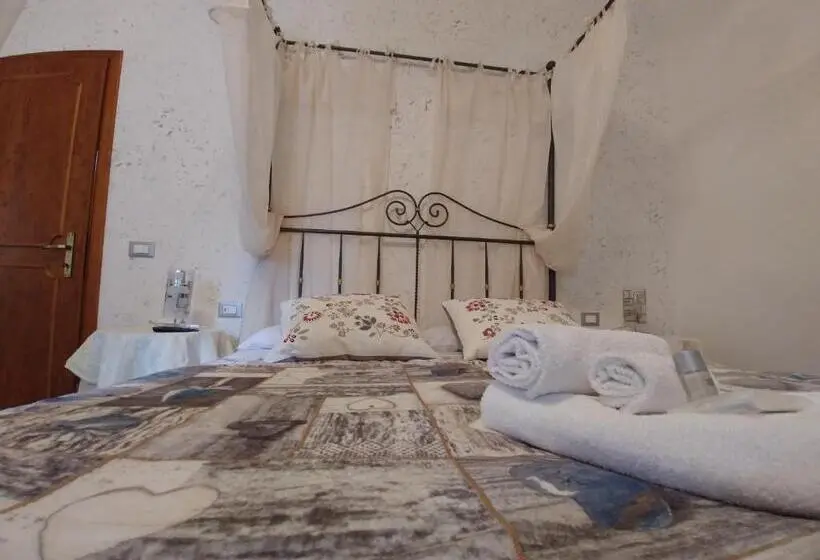 اتاق خانوادگی, Alle Vecchie Mura