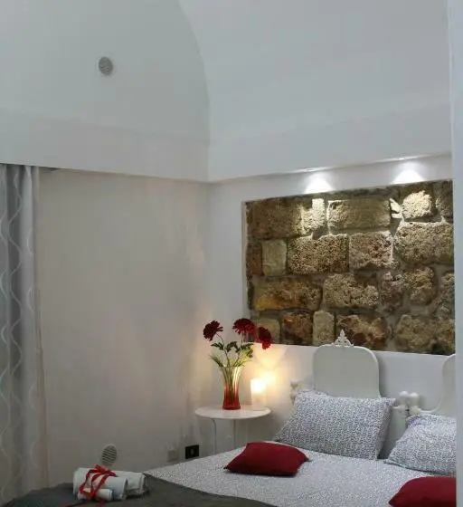 اتاق سوپریور سه تخته, Alma Nua