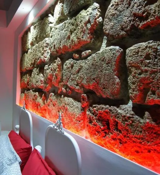 اتاق سوپریور سه تخته, Alma Nua