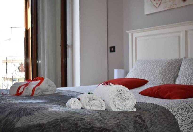 デラックストリプルルーム, Alma Nua