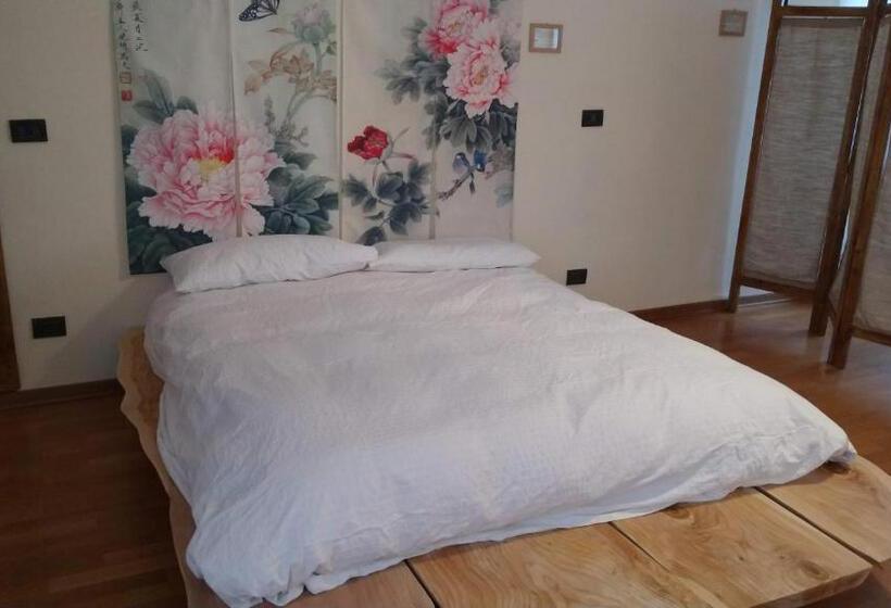 Номер Стандарт с Гидромассажем, La Curandera