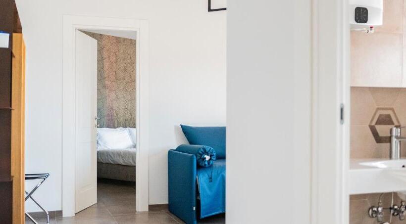 اتاق استاندارد چهار تخته, Residenza Del Sele