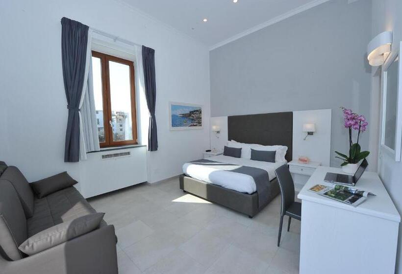 חדר משפחתי, Villa Emanuel