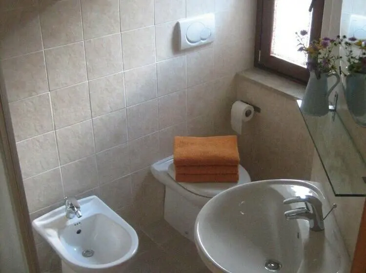 Standard Kolmen Hengen Huone, Alla Casetta B&b