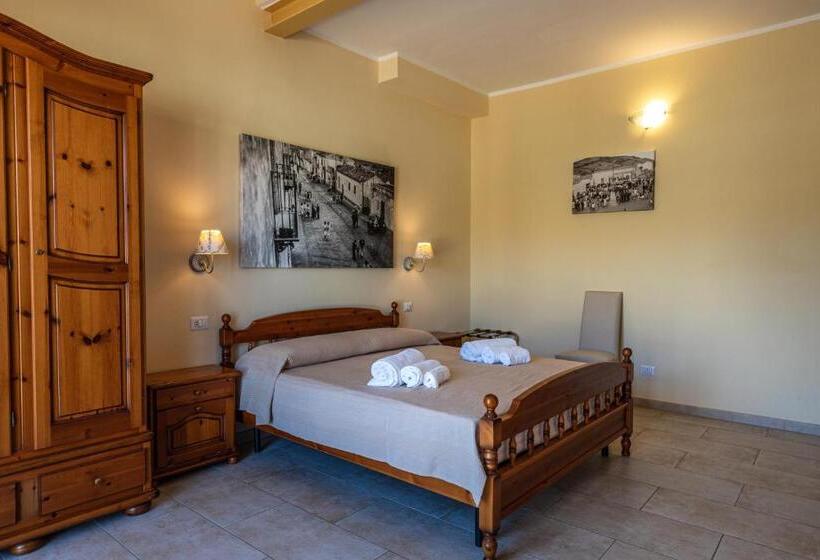 스탠다드 4인용 룸 바다전망, Casa Tacconi