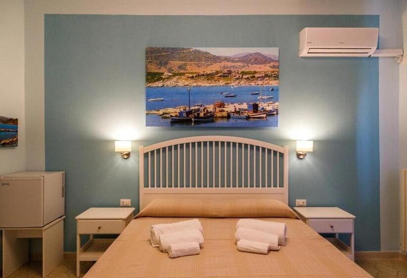 바다 전망 디럭스 3인룸, Casa Tacconi