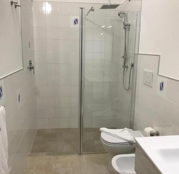 스탠다드 4인용 룸 바다전망, Casa Tacconi