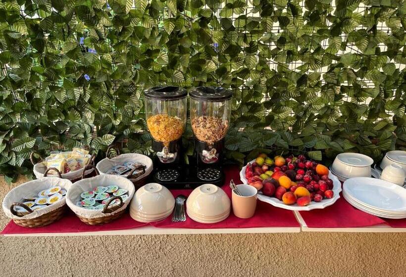 스탠다드 4인용 룸 바다전망, Casa Tacconi