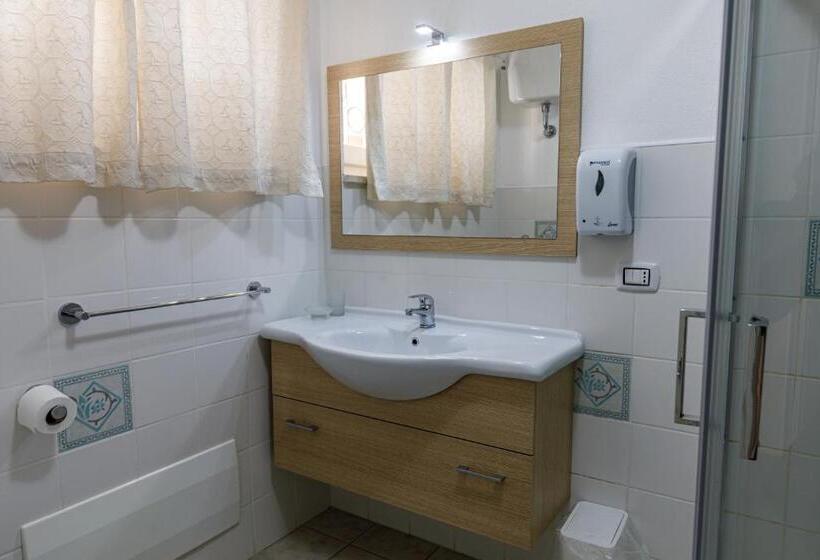 Standard room with outdoor bath, Casa Tacconi