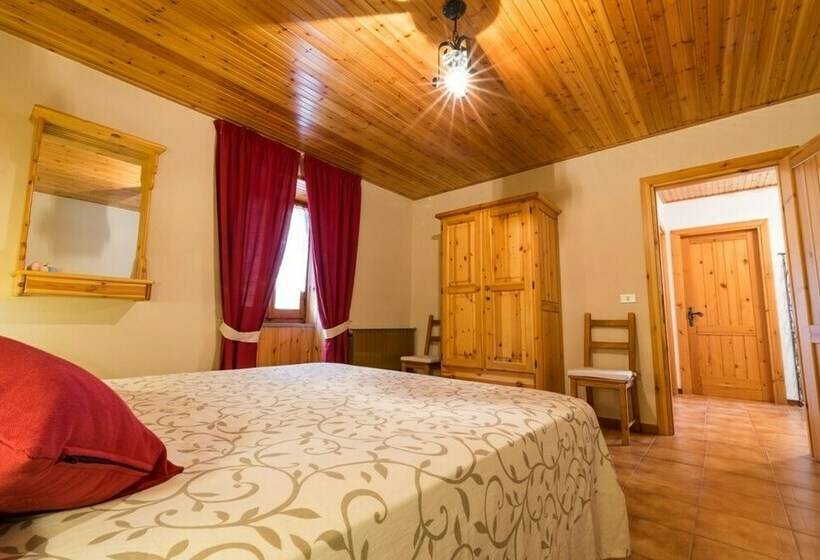 家族用アパートメント, B&b La Marella