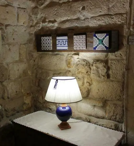 スタンダード４人部屋, Malta & Tufo