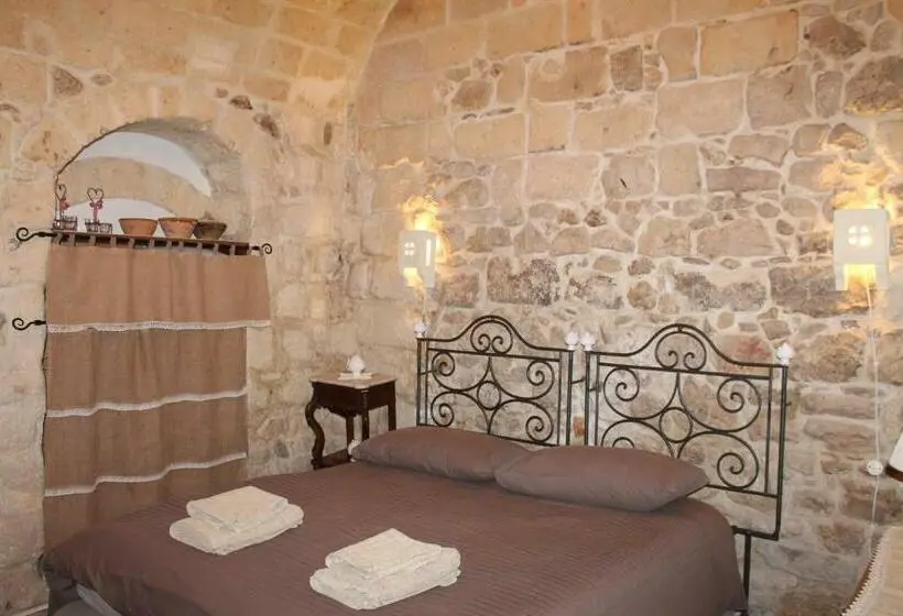 スタンダード４人部屋, Malta & Tufo