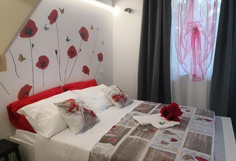 غرفة كومفورت ثلاثية, Marimà