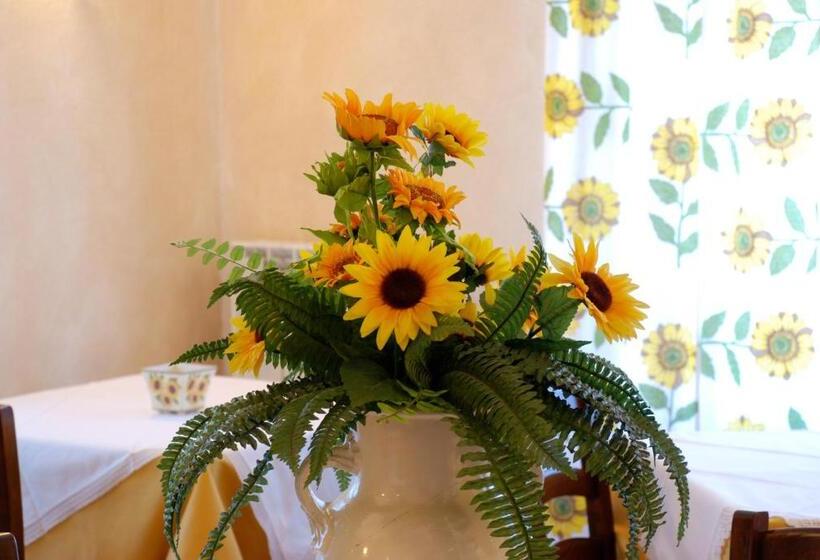 Номер Стандарт Трехместный, Agriturismo D  Epoca La Marianella