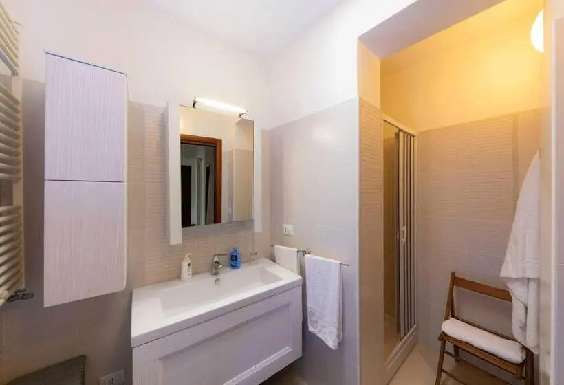 Standard room with outdoor bath, B&b La Stradella