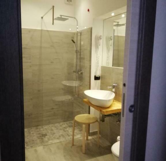 اتاق استاندارد چهار تخته, Up&b Rooms Catania