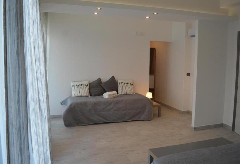 اتاق استاندارد چهار تخته, Up&b Rooms Catania