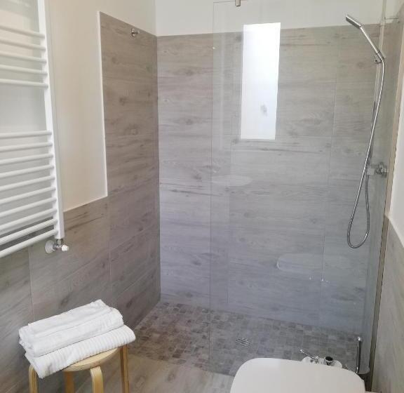 חדר סטנדרט לשלושה, Up&b Rooms Catania