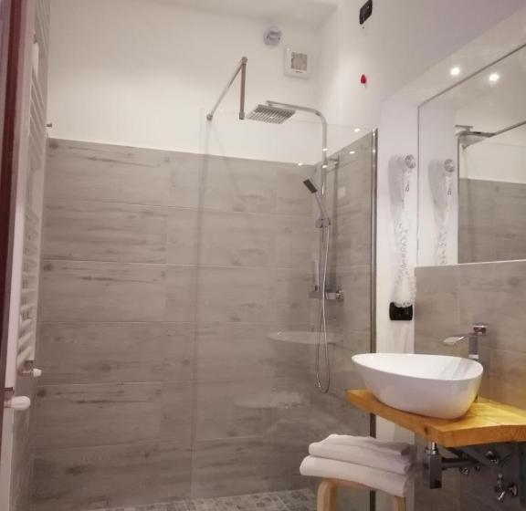 اتاق استاندارد, Up&b Rooms Catania