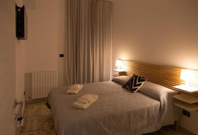 اتاق استاندارد, Up&b Rooms Catania