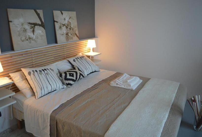 חדר סטנדרט לשלושה, Up&b Rooms Catania