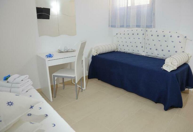 デラックストリプルルーム, B&b Il Melograno Antico Con Terrazza E Giardino