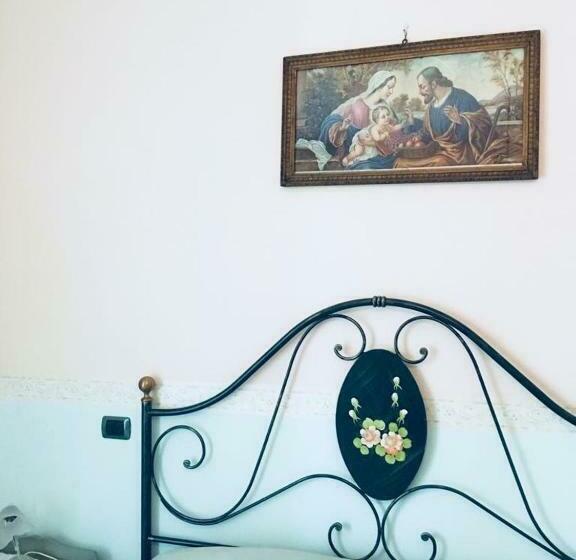 패밀리 룸, Carretiello