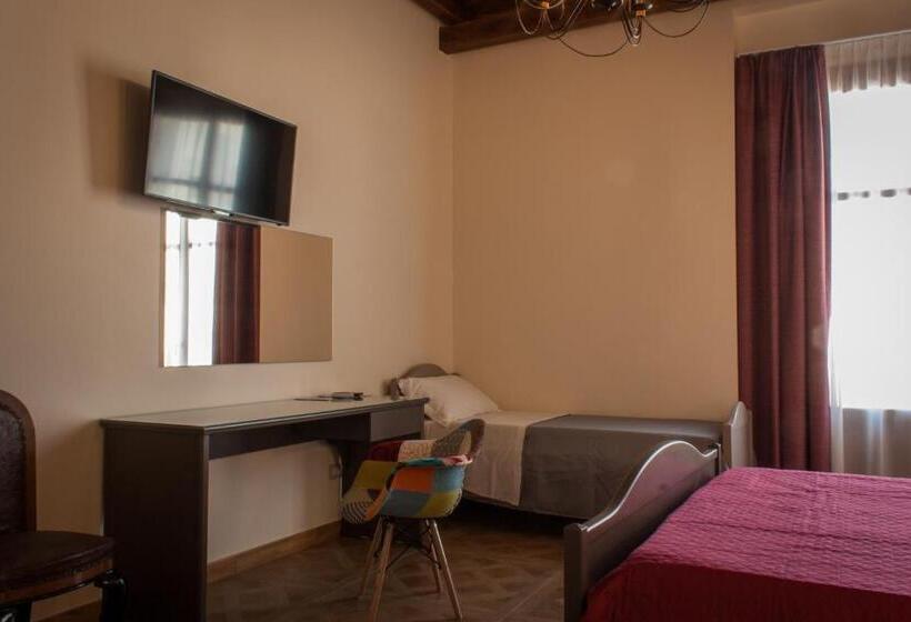 חדר סטנדרט לשלושה, Case Vacanze Al Duomo