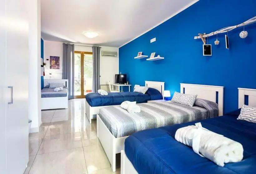 اتاق استاندارد چهار تخته, Rocca Degli Etnei