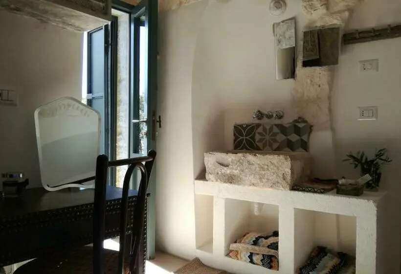 デラックススイート, Tenuta Del Lauro