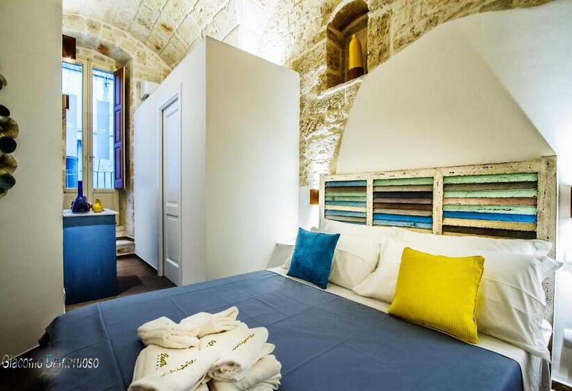 Camera Deluxe con Balcone, Beatrice Rooms