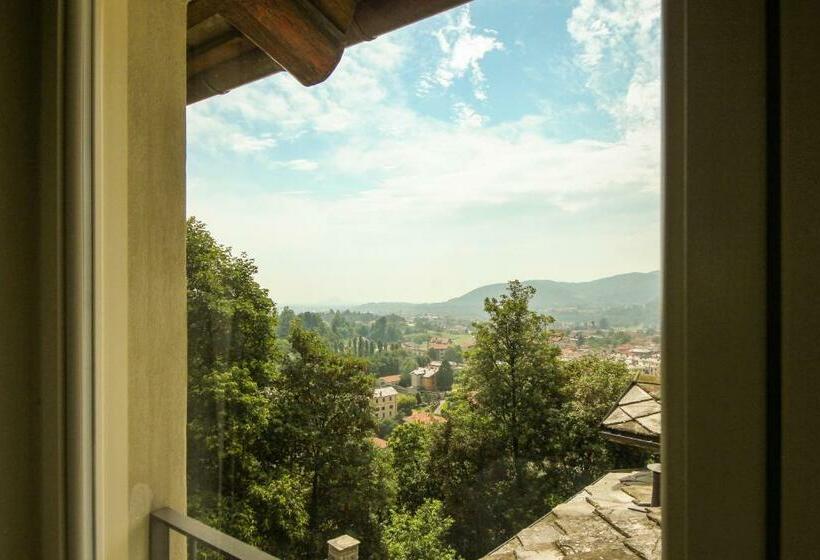 חדר קומפורט לשלושה, Cascina Del Forte