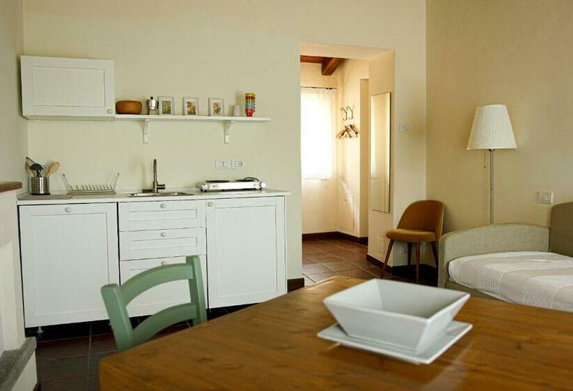 דירת חדר סופריור, Cascina Del Forte