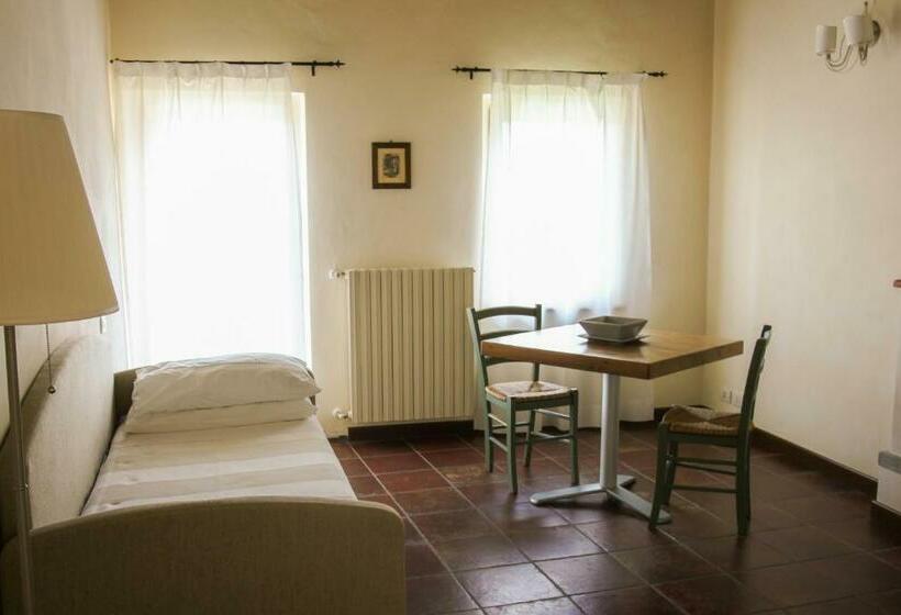 דירת חדר סופריור, Cascina Del Forte