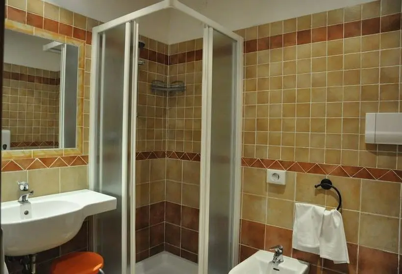 スタンダードシングルルーム, Trattoria Mingaren Albergo