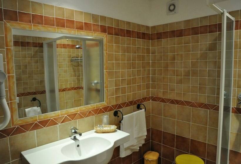 スタンダードシングルルーム, Trattoria Mingaren Albergo