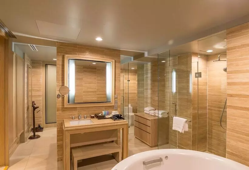クラブスイート, Dusit Thani Krabi Beach Resort   Sha Extra Plus